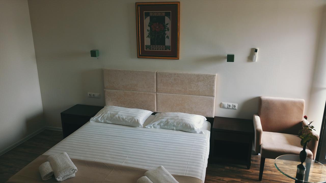 Belgrade Rustaveli Hotel 科布列季 外观 照片