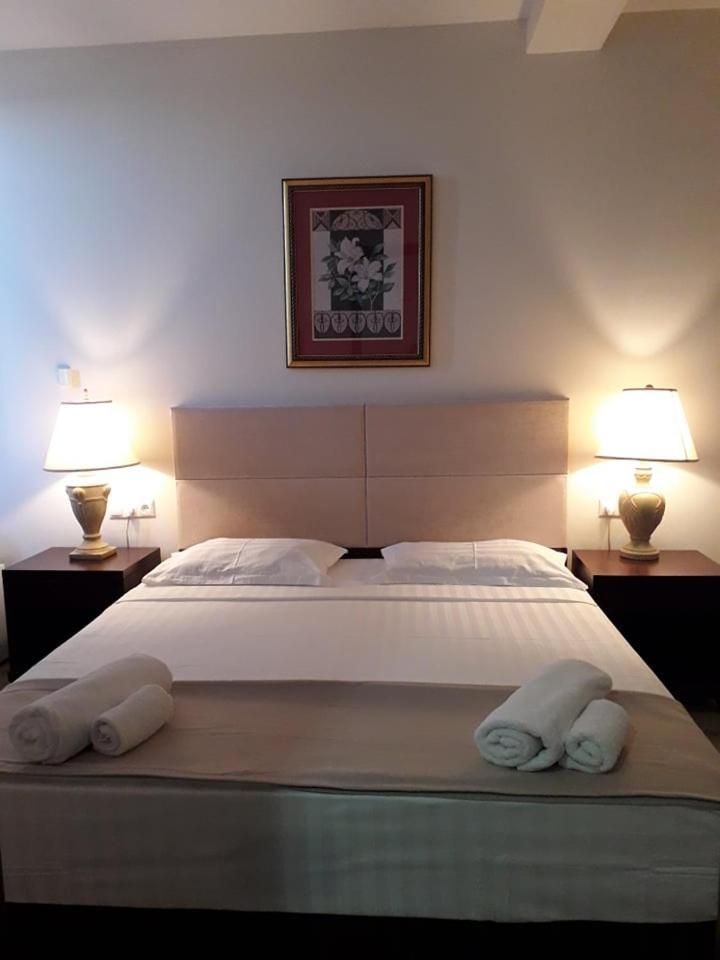 Belgrade Rustaveli Hotel 科布列季 外观 照片
